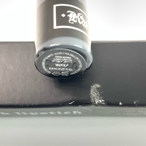 Kat Von D Woolf Everlasting Liquid Lipstick - Picture 7 of 7